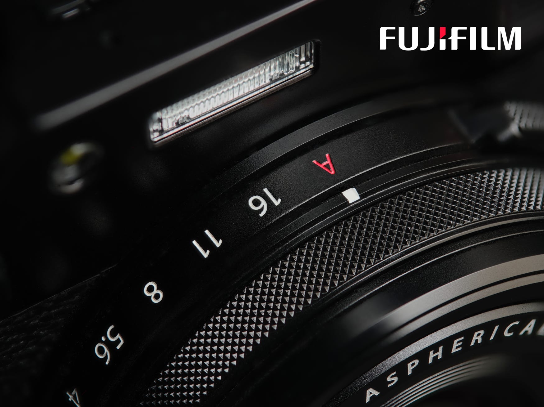 Productfotografie Fujifilm X100V sfeerbeeld